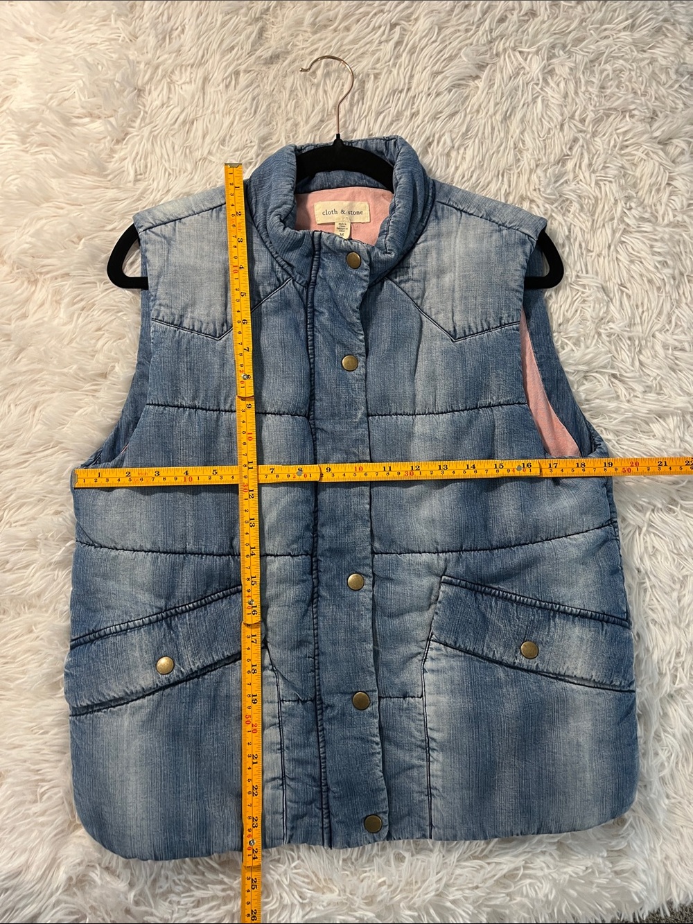 Cloth & Stone Chambray Puffer Vest medium - Picture 7 of 10